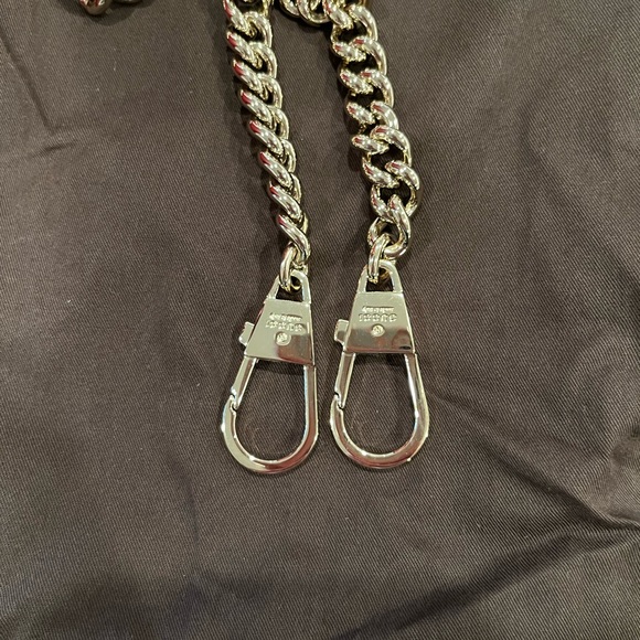 NEVER USED - GUCCI MEDIUM DOLLAR INTERLOCKING G SHOULDER BAG - Picture 12 of 16